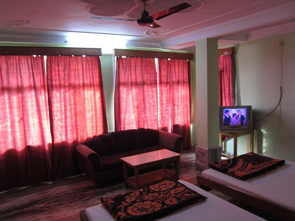 Anukul Guest House Bodh Gaya Exterior photo